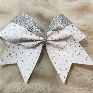 cheer bow